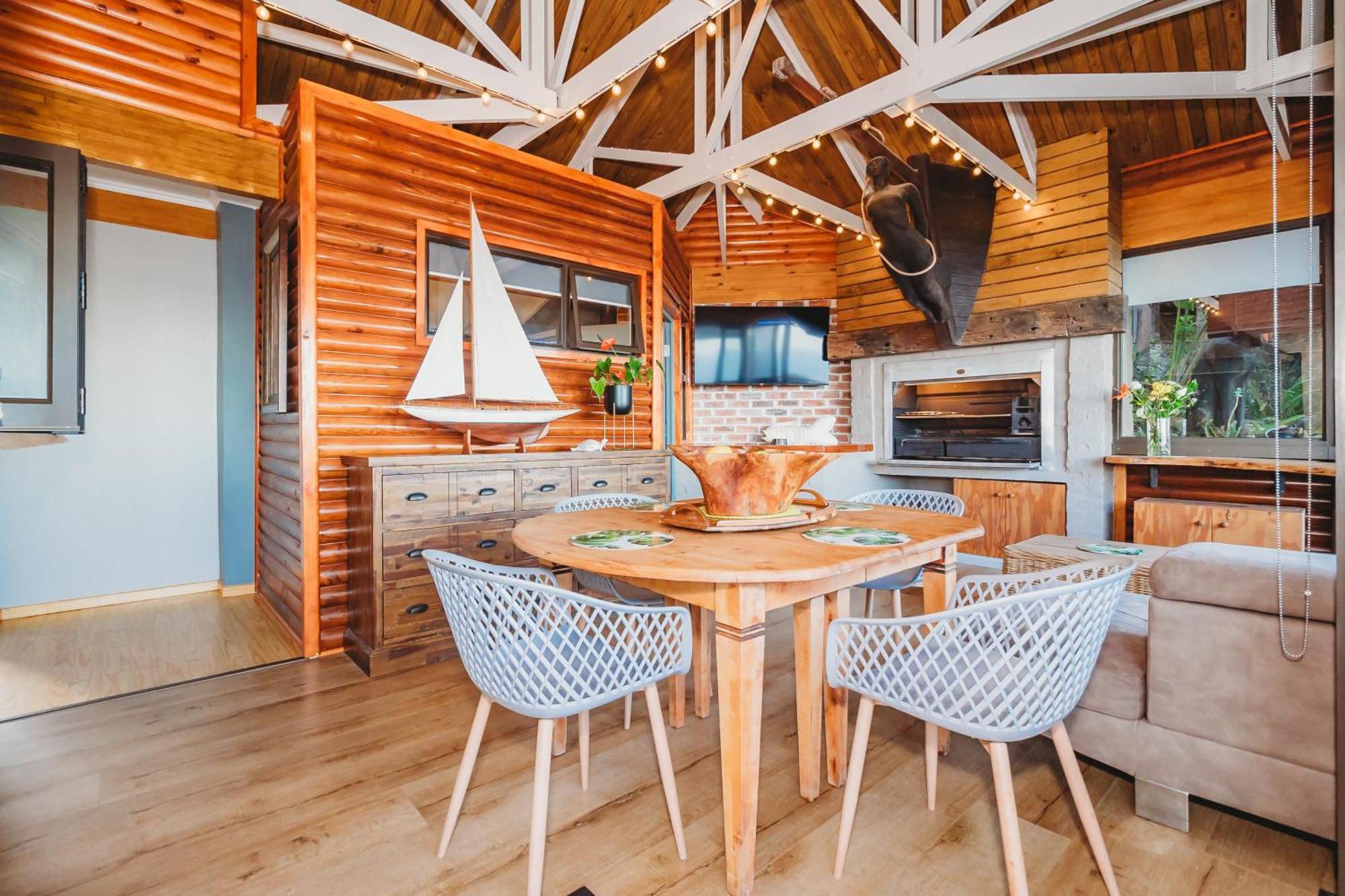 Under The Boardwalk B&B Guest House 维德尼斯 外观 照片